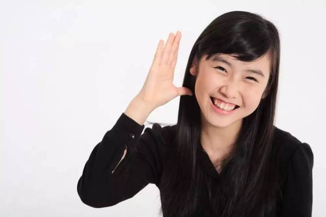 您懂得,待人接物要礼貌; 别忘了,微笑时刻挂嘴边.