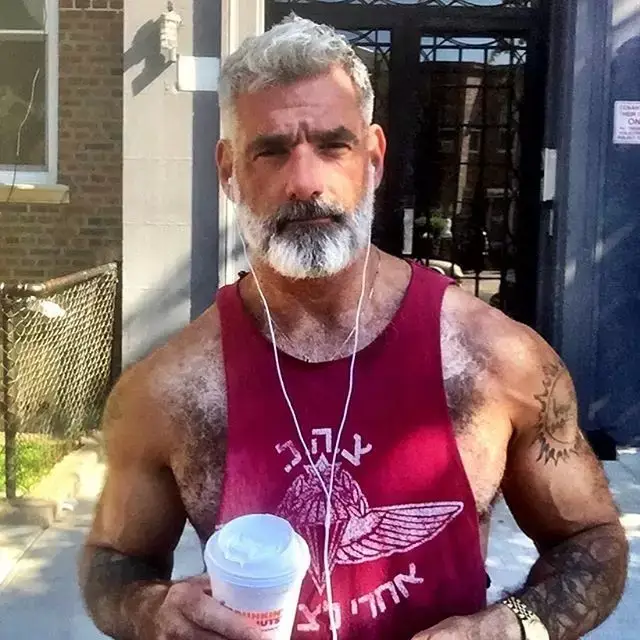 最后再分享一组anthony的帅照