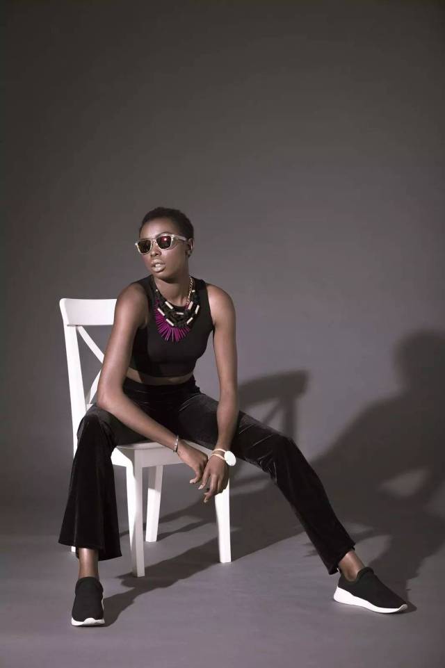 女孩子拍照时摆 pose 终极指南