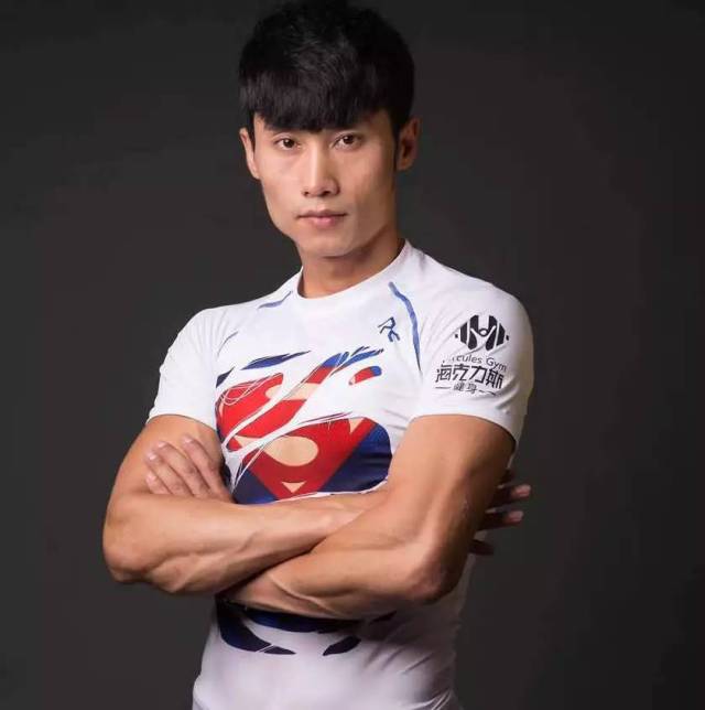 教练姓名:李洪江 seven 教练姓名:陆莲志 andy  教练姓名:刘春雨