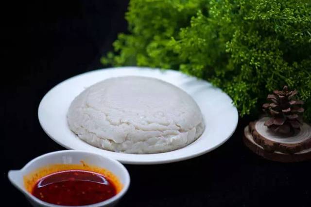 荞面搅团,儿时的味道.城市生活的我,似乎早已忘记他的味道.