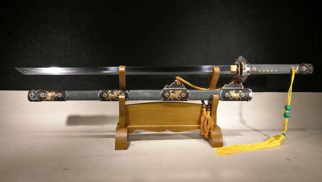 神嘯環首唐刀-模様鋼 古兵器 武具 刀装具 日本刀 模造刀 居合刀