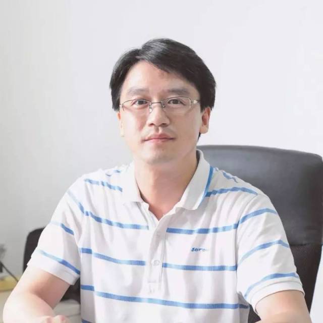 佛山科学技术学院工业设计与陶瓷艺术学院院长 范劲松老师