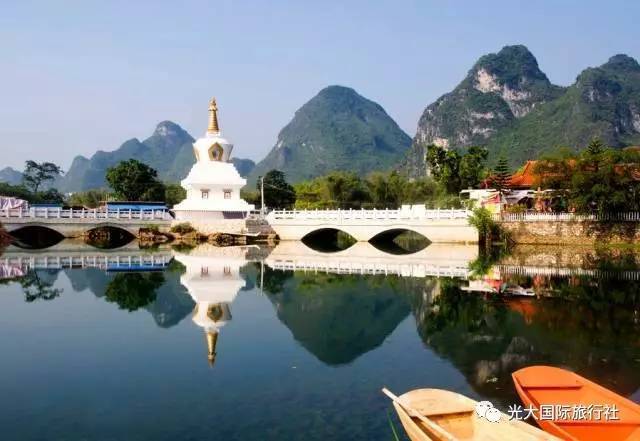 安福寺是"都安八景"之"佛寺晚钟"所在地,四周群山环绕,形成莲花座