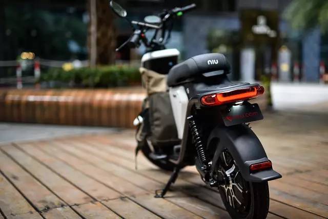 这台小牛 u1 会成为你的新坐驾!