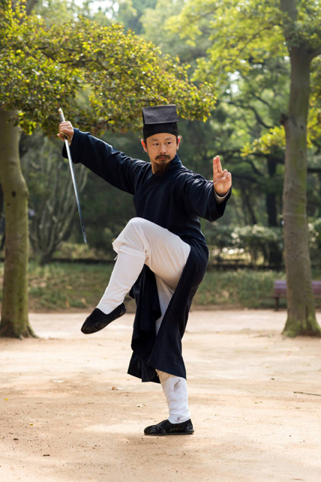 我看你轻舞 仿佛轻烟入梦,真实的远方,武当轻功第一人陈师行