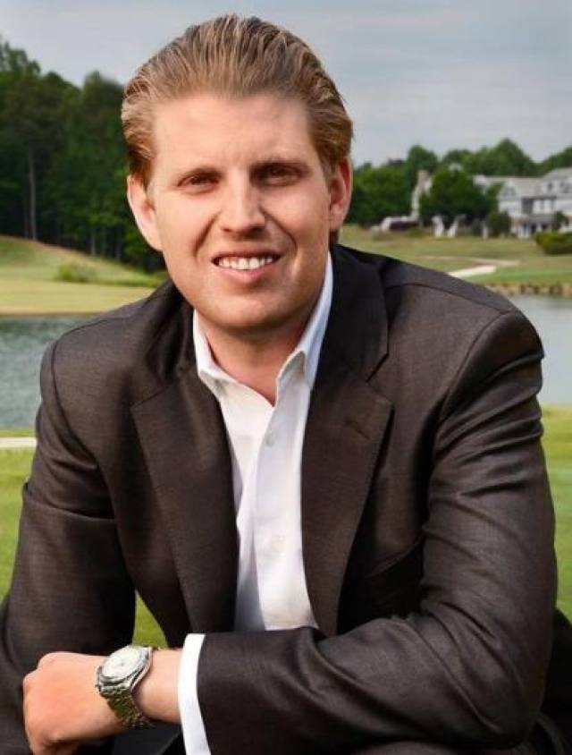 二儿子eric trump曾就读于乔治城大学,并获得了金融与管理学位,现在照