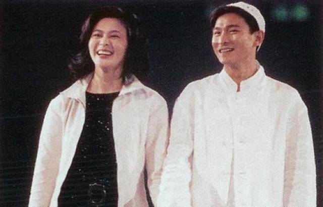 刘德华关之琳演唱会