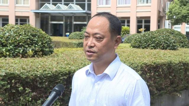 奉化中学副校长蒋培幸