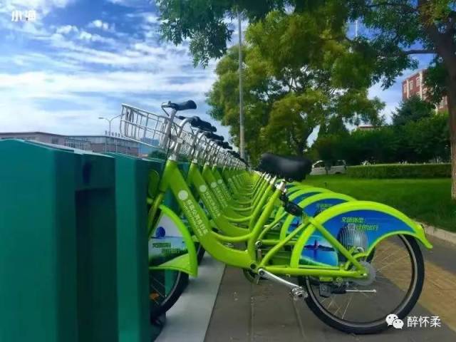 5公里骑自行车, 10公里公共交通", 如果必须驾驶车辆出行, 要做到环保