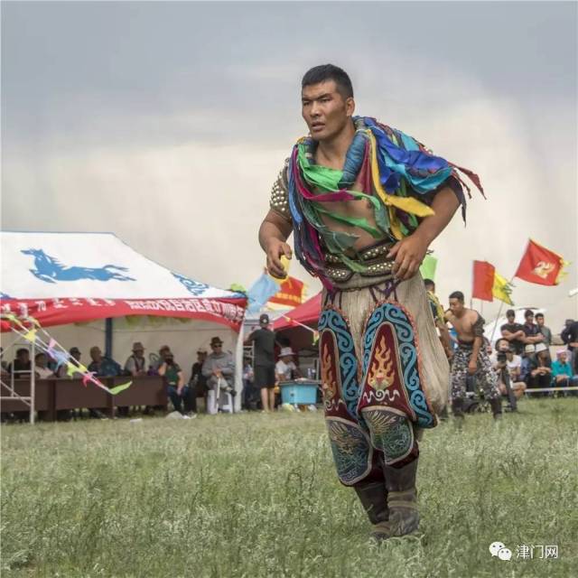 内蒙古最帅搏克手图片
