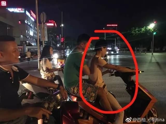 骑着电车用下流手段调戏女生!_手机搜狐网