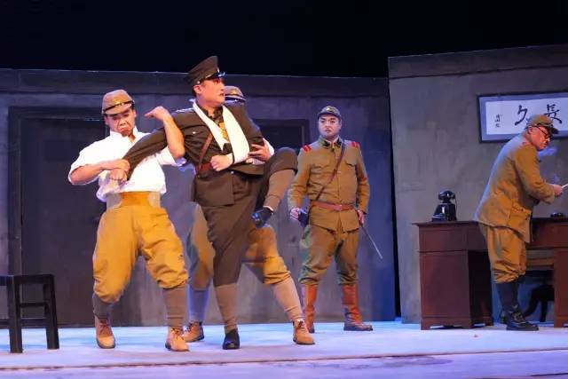 5块钱就能看经典剧目《红灯记》,带孩子感受超值视听盛宴!