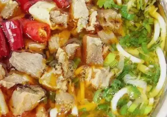 贵阳人气羊肉粉都在这里了,哪一碗才是你的心头好?