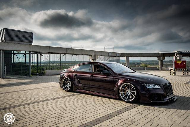 奥迪a7低趴宽体上身颜值爆表犹如一辆小坦克