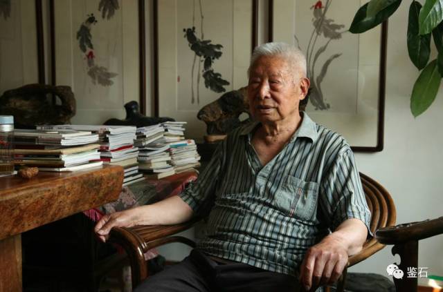 著名赏石家张源亲笔《颂石百言》长卷首次公开