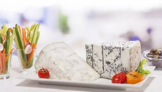 【意·美食】令人闻之丧胆的意大利"臭奶酪"到底有多臭?