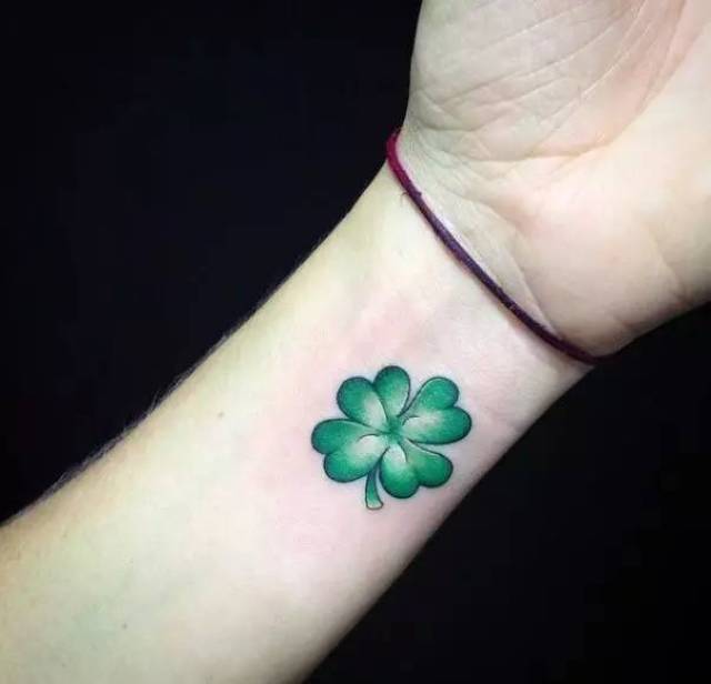 四叶草纹身——留在身上的幸运草
