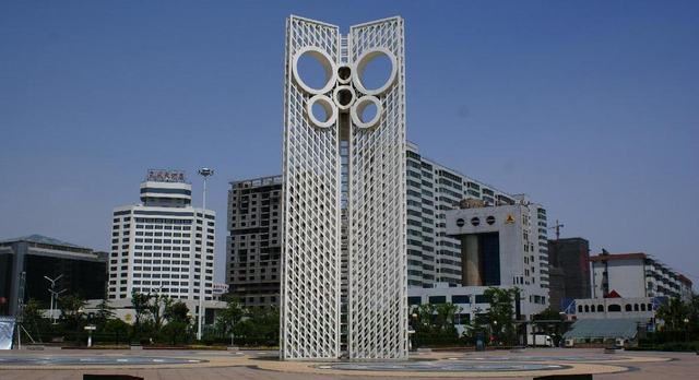 潍坊五大地标建筑,不仅在潍坊二环内,每座都与潍坊市民有关!