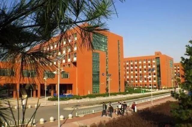 河北传媒学院:http://www.expoon.com/26678