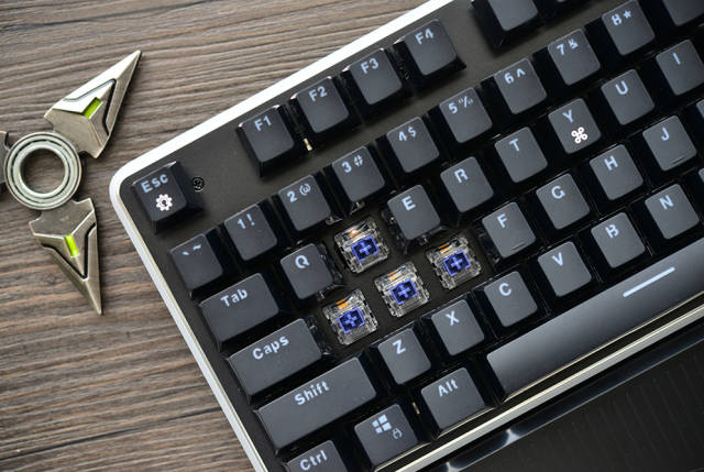 超炫rgb灯效 rk919阿尔法游戏机械键盘图赏