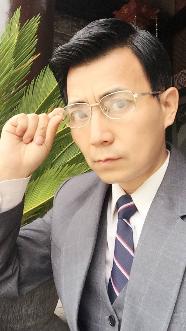 魏劲松:出道一年,演技获肯定还当了表演培训老师