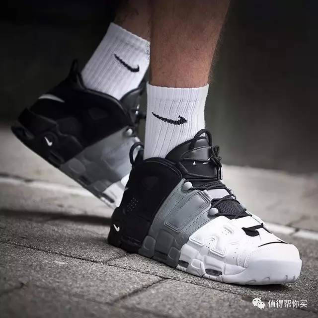 【颜值爆表】nike air more 黑白灰撞色男士运动球鞋