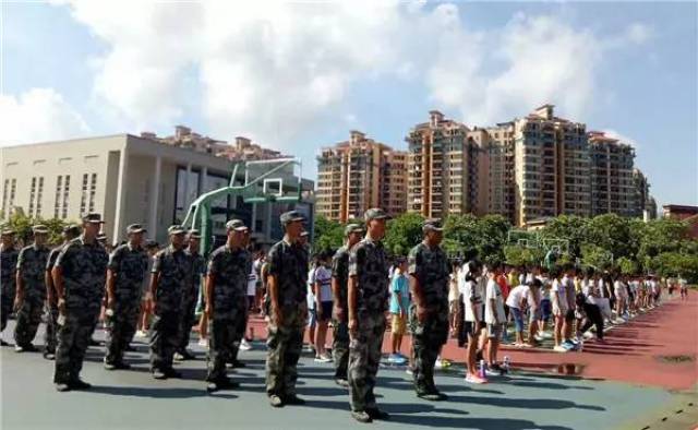 东莞市南城阳光实验中学 撰稿: 明桂英 胡鹏飞 审核: 张 鸿