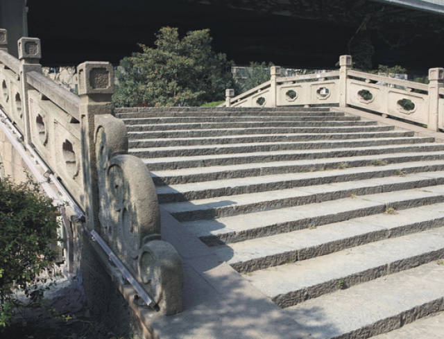 登云桥,始建于 宋代