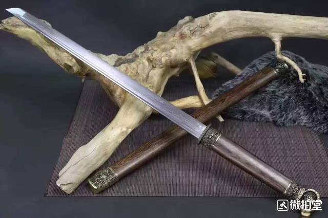 花梨木武士刀•花纹钢环首直刀--中国功夫史微拍堂今日工艺拍品_搜狐网