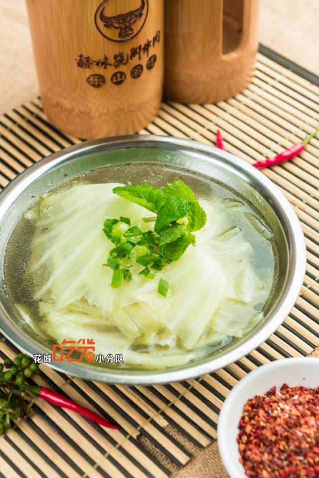 攀枝花的这家跷脚牛肉简直让人欲罢不能,人均10多块还吃多少送多少