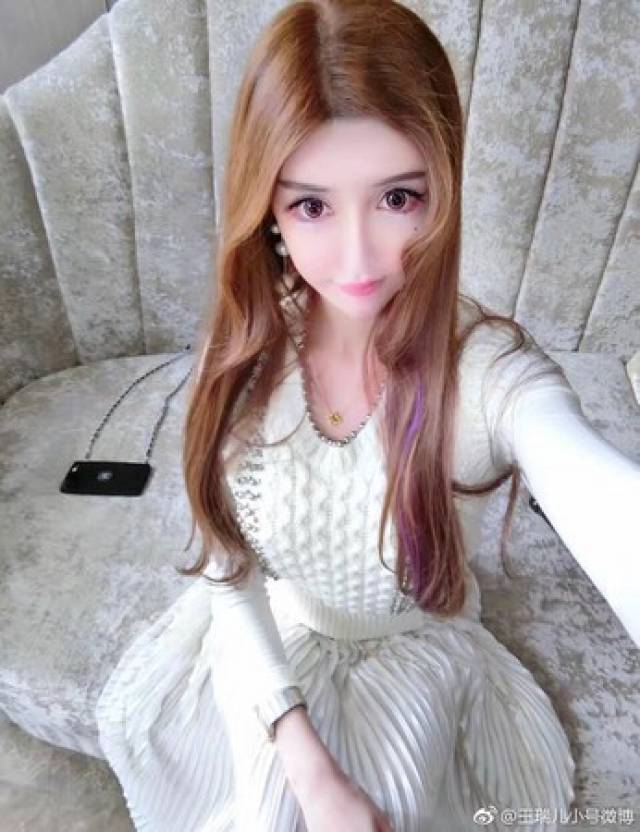 第一网红百万胸被前男友打坏 王瑞儿再爆狂言:是变性人又怎样?