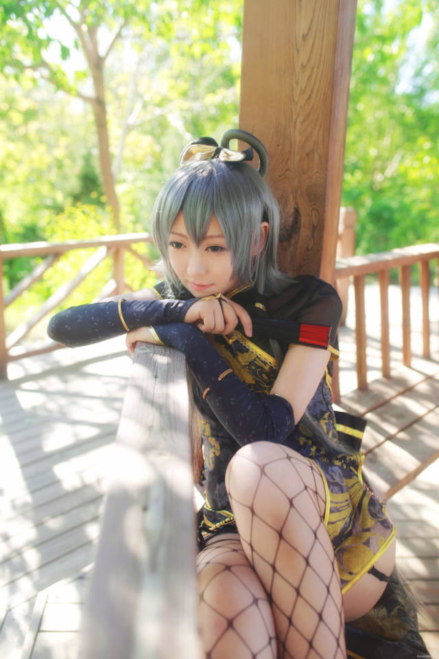 洛天依金絲雀cosplay