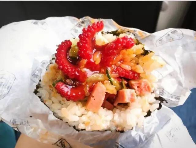 日式八爪鱼饭团(16rmb)