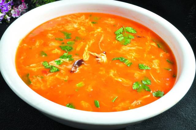 酸拌汤当早餐的人是完美主义者