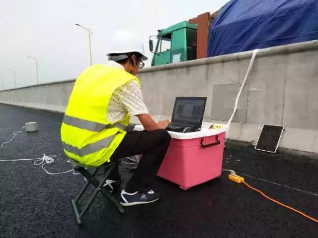 桥梁荷载试验