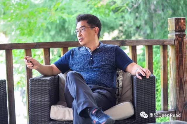 一场马云发起的批斗会。针对卫哲，曾鸣、干嘉伟、王刚、陈国