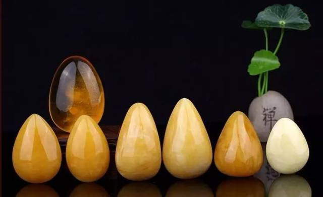 柯巴树脂手串 原价:18/克 现价:8/克起