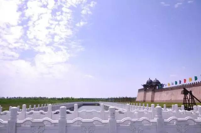 9月1日起,伊旗蒙古源流景区要开始收门票