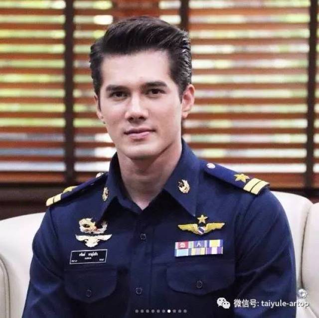 穿起军装的10大泰国男星,是时候给他们爆灯了