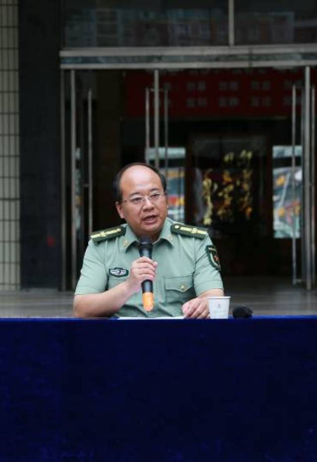 利川一中军训 || 绿色篇章,开启不一样的青春