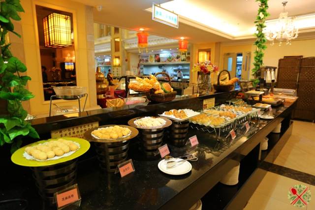 工作不加班!来这里吃海鲜自助餐24小时不回家