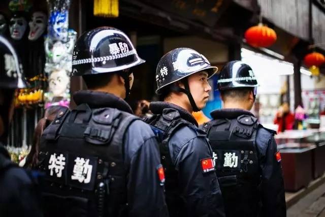 【平安千灯】有一群人默默守护千灯