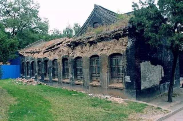 【心迎新】-09-学校历史