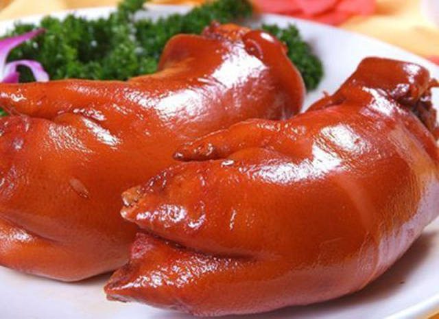 生活窍门:如何除猪脑血筋 怎样去除猪蹄毛垢