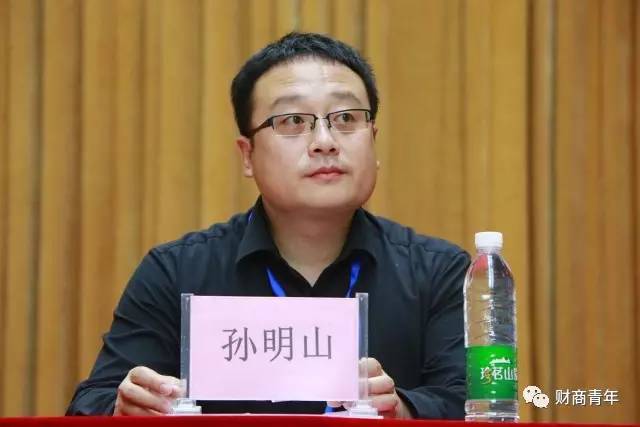 【智慧财商】财经商贸学院2017级新生开学典礼暨军训动员大会顺利召开