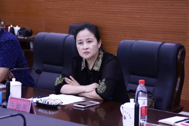 中国儿童戏剧研究会副会长 浙江话剧团有限公司董事长 王文龙