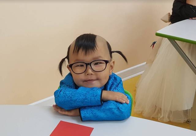 【蒙古达人】小童星巴特额尼日勒上小学了 为大家带来一首新歌