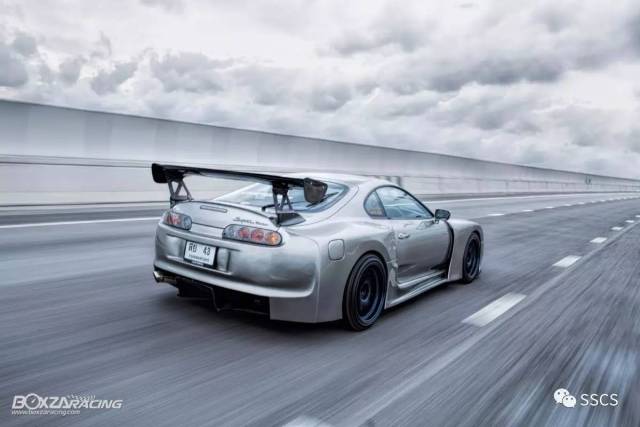 gt风格的宽体丰田"美人豹"supra 改装欣赏!