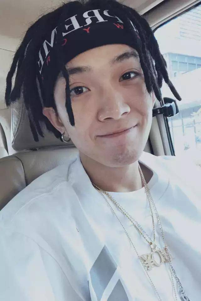 4w tt的歌这么火我也没有想到,他的播放量和音乐粉丝比前面的人多很多